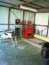 t hangar 2.jpg (69780 bytes)